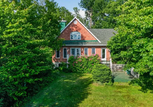 Two or more stories for sale - 20 Ch. du Lac-Forget, Mont-Tremblant, J8E2J3