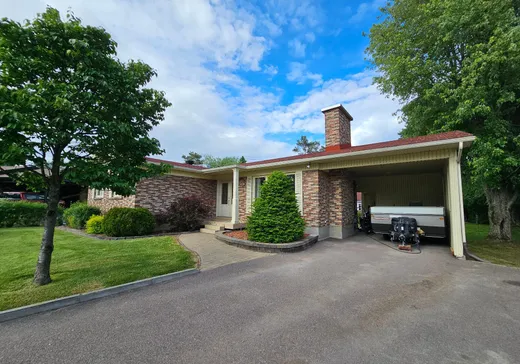 House for sale - 505 Rue des Sizerins, Chicoutimi, G7H 5J4