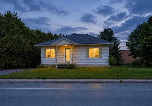 Bungalow for sale - 1261 Route Principale, Ste-Mélanie, J0K3A0