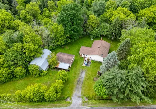 Fermette à vendre - 487 Route 202, Saint-Georges-de-Clarenceville, J0J 1B0