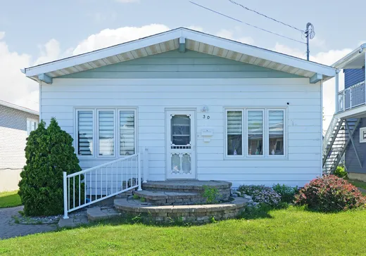 Maison à vendre - 30 Rue Caroline, Salaberry-de-Valleyfield, J6S 2V8