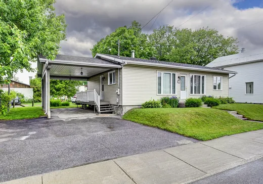 Bungalow à vendre - 481 Rue St-Cyrille, Saint-Raymond, G3L1T9