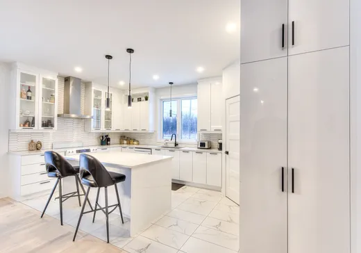Maison à vendre - 625 Av. de la Traversée, Salaberry-de-Valleyfield, J6S 0P5