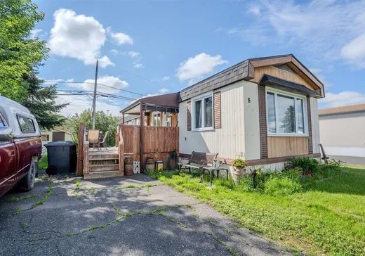 Loft à vendre - 8 Place Ouellet, Drummondville, J2E 1A6