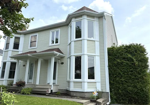 Maison à vendre - 3825 Rue Tourville, Sherbrooke, J1N 3W5
