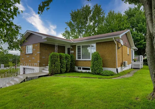 Bungalow à vendre - 290 Rue Farwell, Sherbrooke, J1J2S7