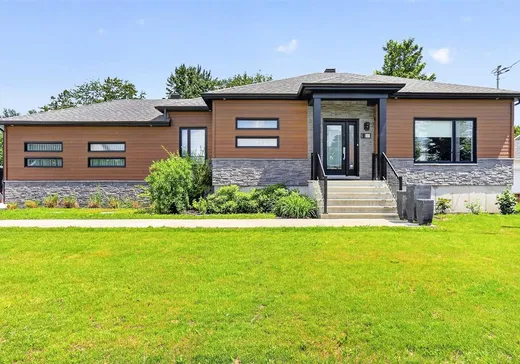 Bungalow à vendre - 1500 Rue David, St-Boniface-De-Shawinigan, G0X2L0