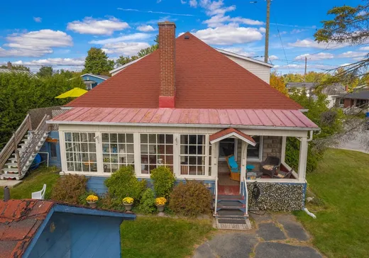 Maison à vendre - 181 Rue St-Pierre, Magog, J1X 3A4