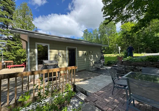 House for sale - 308 Ch. du Lac S., Saint-Mathieu-de-Rioux, G0L 3T0
