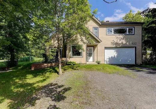 House for sale - 122 Rue des Pionniers, Saint-Pie, J0H 1W0