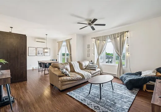 Condo for sale - 157 Rue Marcel-Dostie, App. 302, Les Coteaux, J7X 0B7