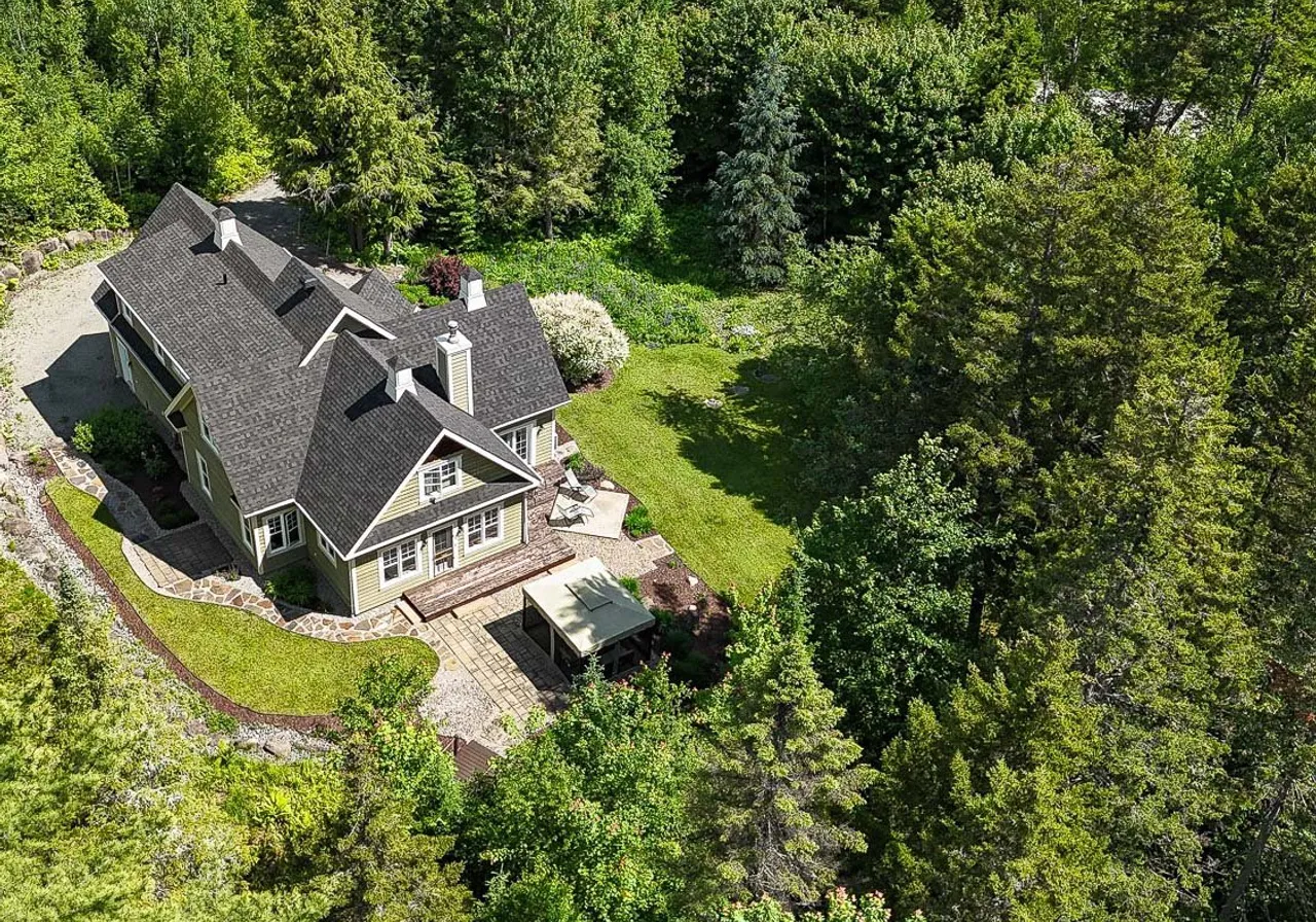 16 Ch. des Cascades — photo 1