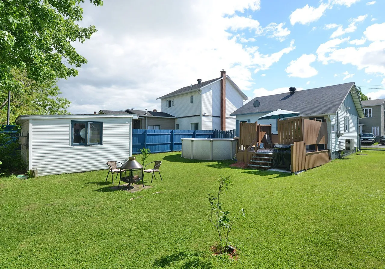 47 Rue Lapointe — photo 2