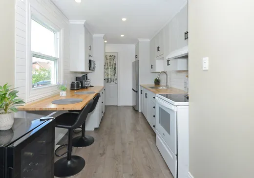 Maison à vendre - 47 Rue Lapointe, Salaberry-de-Valleyfield, J6S 4R5
