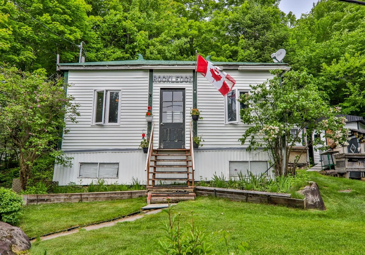 870 Rue du Chemin-de-Fer — photo 3