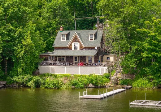 Two or more stories for sale - 4175 Ch. Magog, Magog, J0B2C0