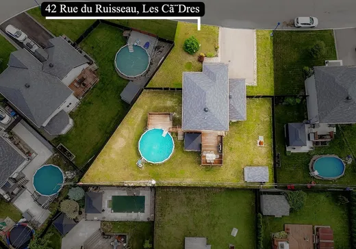 Maison à vendre - 42 Rue du Ruisseau, Les Cedres, J7T 0H2