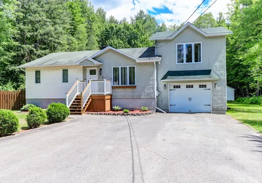 House for sale - 300 Rue Boyd, Sainte-Sophie, J5J 1G3
