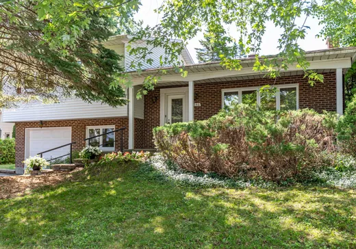 Maison à vendre - 246 Rue de Lorraine, Saint-Lambert, J4S 1T1