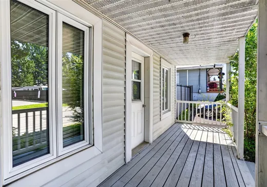 Maison à vendre - 4 Rue St-Christophe, Saint-Jérôme, J7Y 3N6