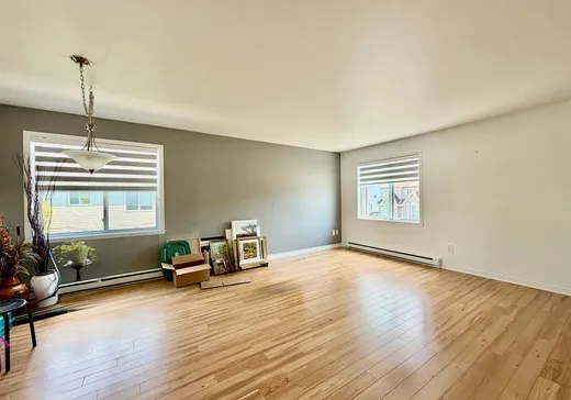 Condo à vendre - 12 Rue Kenny, App. A, Lachute, J8H 0K3