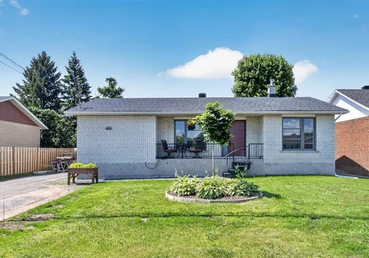 Bungalow à vendre - 395 Boul. St-Joseph O., Drummondville, J2E1M3