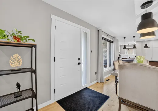 Maison à vendre - 395 Boul. St-Joseph O., Drummondville, J2E 1M3