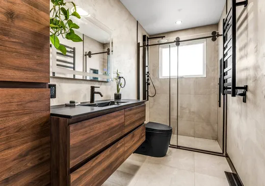 Maison à vendre - 542 Rue Poulin, Sherbrooke, J1E 2N5