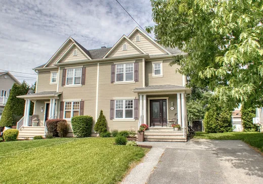 Two or more stories for sale - 902 Rue Henri-IV, Sherbrooke, J1N4G3