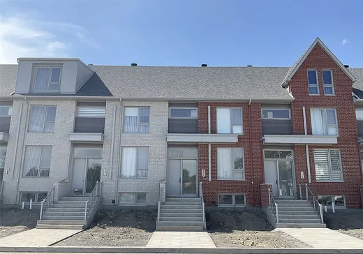 Two or more stories for sale - 2012 Rue Bonaventure, Laval (Laval-sur-le-lac), H7Y0C6