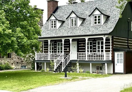 Maison à vendre - 222 Boul. Ste-Rose E., Laval (Auteuil), H7H 1P3