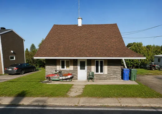 Bungalow à vendre - 24 Rue Principale, Armagh, G0R1A0