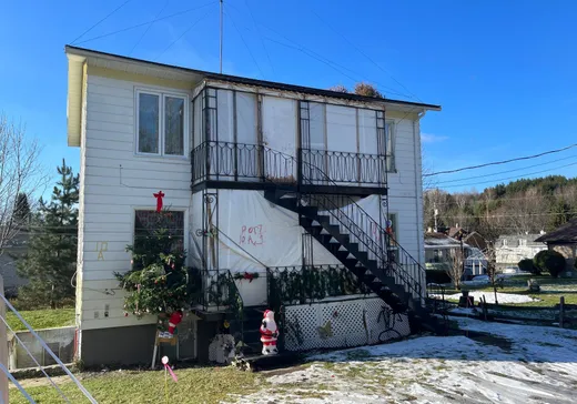House for sale - 8-10 Rue de l'École, St-Damien-De-Buckland, G0R 2Y0