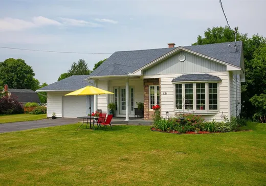 House for sale - 121 Rue Sheldon, Danville, J0A 1A0