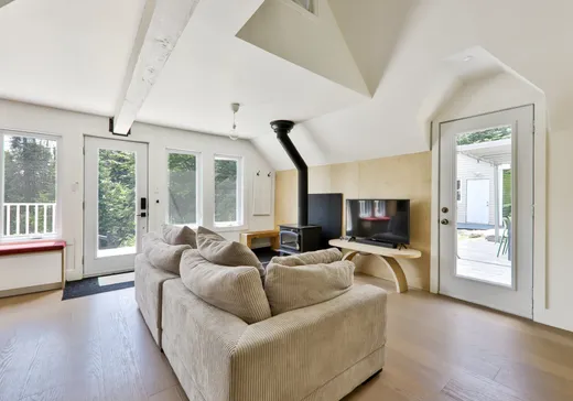 Maison à vendre - 216 Ch. Old Settlers E., Morin-Heights, J0R 1H0
