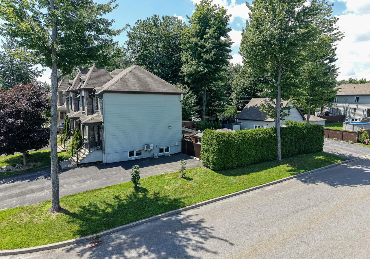 7090 Rue Gabrielle-Roy — photo 3