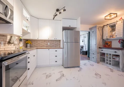 Maison à vendre - 340 Av. de la Pointe-Jameson, Venise en Quebec, J0J 2K0