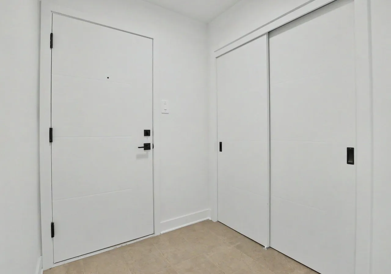 879A Boul. Arthur-Sauvé — photo 2