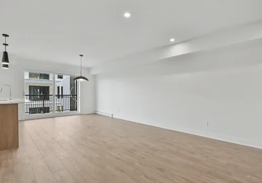 Condo for sale - 879A Boul. Arthur-Sauvé, Sainte-Marthe-sur-le-Lac, J0N 1P0