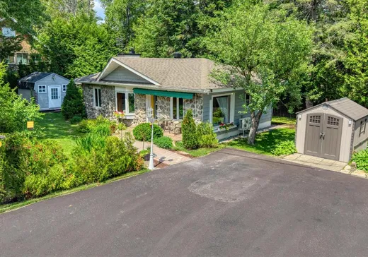 Maison à vendre - 1311 Ch. du Chantecler, Sainte-Adèle, J8B 2Y3