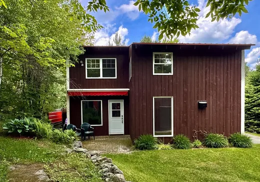 Maison à étages à vendre - 70 Rue des Chênes, Magog, J1X7A6