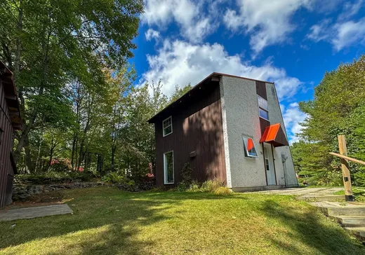 Maison à vendre - 70 Rue des Chênes, Magog, J1X 7A6