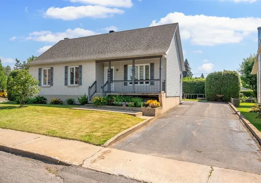 House for sale - 840 Rue Handfield, Contrecoeur, J0L 1C0