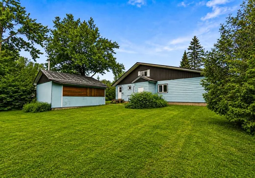 Maison à vendre - 135 Rue du Cap, Saint-Colomban, J5K 2G6