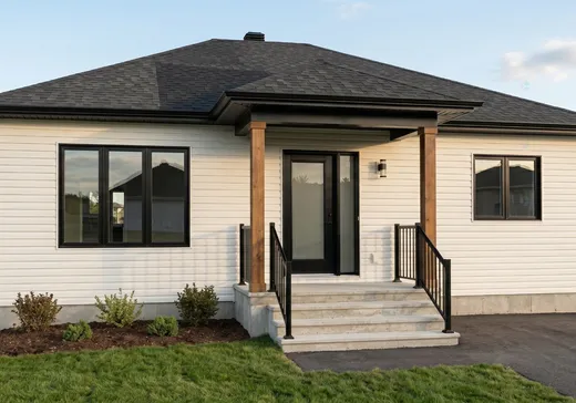 Bungalow à vendre - 84 Rue Marie-Désy, St-Alban, G0A3B0