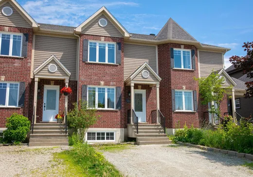 Maison à vendre - 1238 Rue Marini, Rock Forest, J1N 0L2