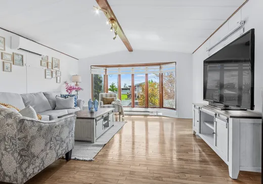 Maison mobile à vendre - 1360 Rue d'Oslo, Lévis, G7A0R3
