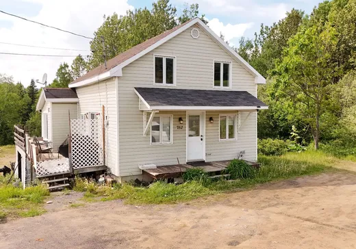 Maison à étages à vendre - 752 Boul. 138, St-Tite-Des-Caps, G0A4J0