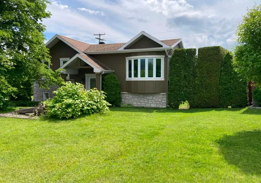 Maison à étages à vendre - 3 Rue de Jonzac, Baie-Saint-Paul, G3Z1C5