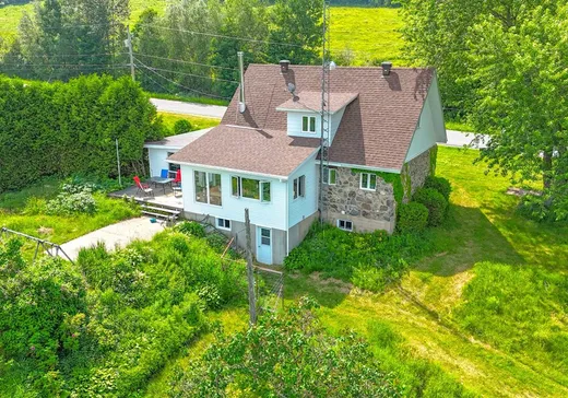 Fermette à vendre - 2591 Boul. des Bois-Francs S., Saint-Christophe-D'Arthabaska, G6S 0N1